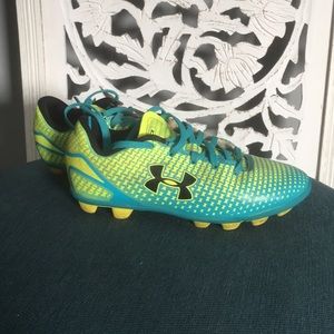 UNDERARMOUR Kids Soccer Cleats